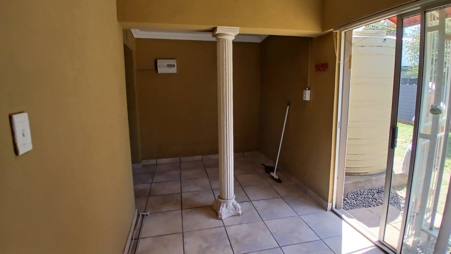 3 Bedroom Property for Sale in Universitas Free State